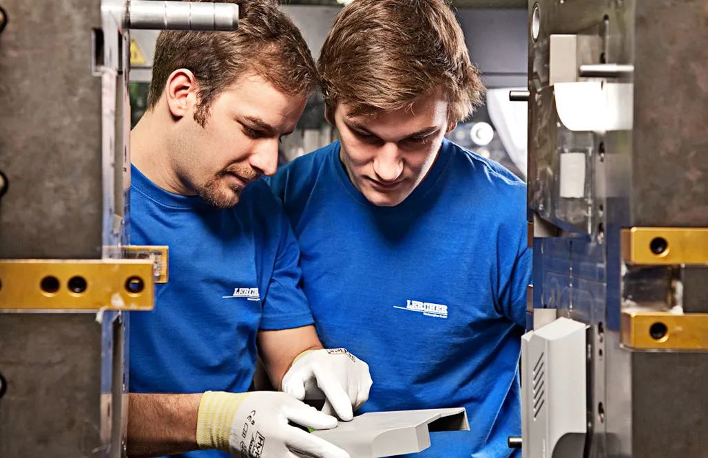 作為技術(shù)員，哪些情況下應(yīng)使用高速注射？