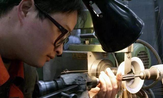 機(jī)加工和CNC技術(shù)員，這兩者有區(qū)分嗎 (圖2)